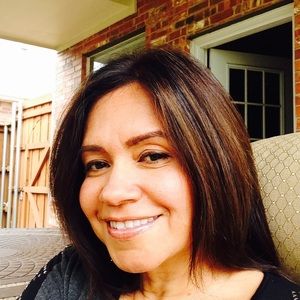 Meet your Posher, Jacqueline